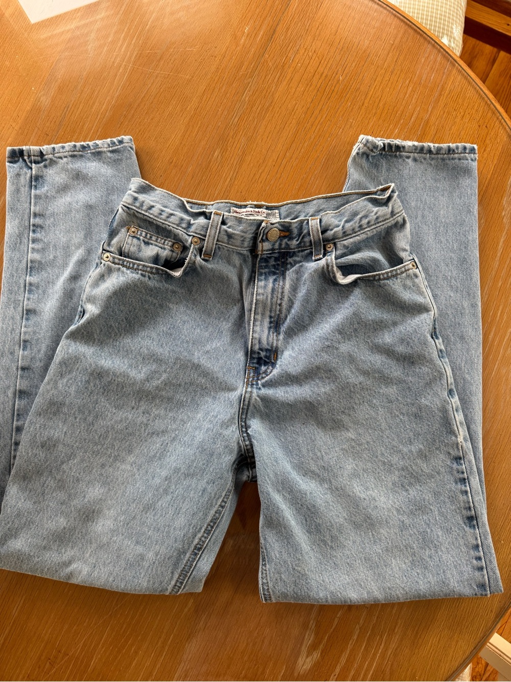 Abercrombie & Fitch Light Blue Relaxed Women’s Jeans Size 10